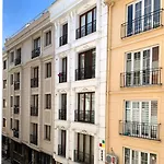 1+1 Flat W/Netflix Close To Taksim, Galata,Bomonti